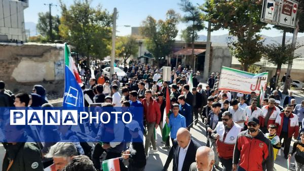 گرامیداشت یوم‌الله ۱۳ آبان در شهر سی‌سخت با حضور پرشور مردم 