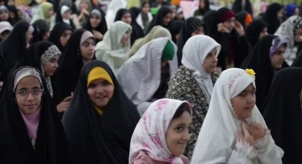 آیین معنوی اعتکاف در مسجد حضرت ابوالفضل (ع) خرم آباد