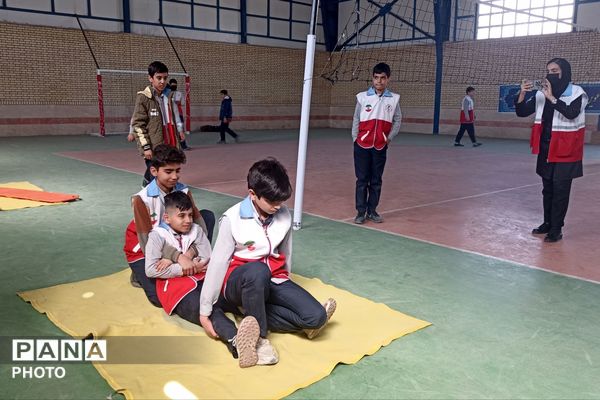 نمایش آمادگی و مهارت دانش‌آموزان در مسابقات دادرس