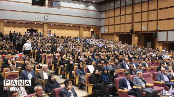 گرامیداشت هفته معلم در دانشگاه فرهنگیان کرمان 