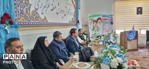 آیین باشکوه بزرگداشت مقام معلم در منطقه نظرکهریزی
