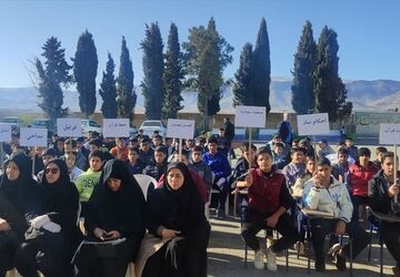 برگزاری مسابقات قرآن عترت و نماز دانش آموزان در شهرستان بیضا
