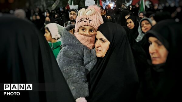 فریاد مقاومت و انتقام با حماسه حضور اهالی رزن