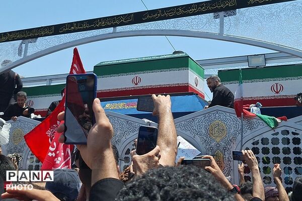 میثاق سرخ؛ تهران در قاب وداع با رهبر شهید