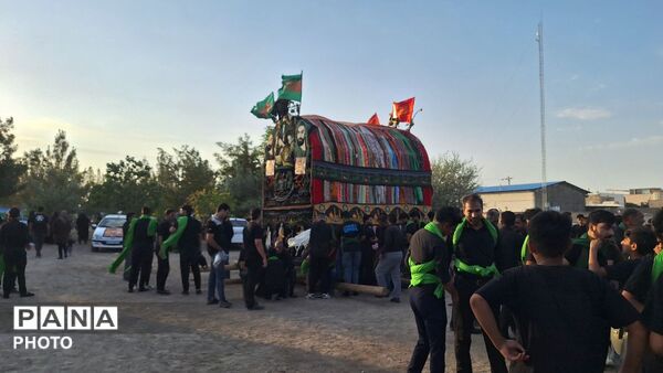 شکوهِ سوگ در پناهِ قدمگاه علی (ع)؛ نخل‌گردانی، بازخوانیِ پیوندِ عشق و ارادت