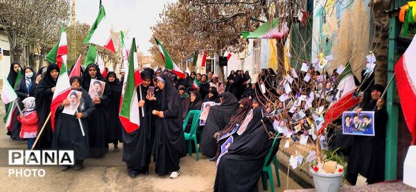 مراسم اربعین رهبر شهید و شهدای جنگ‌ رمضان در روستای توچغاز شهرستان ملایر