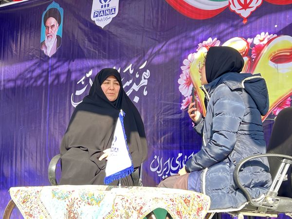 شور اسلامی در مسیر راهپیمایی تهران