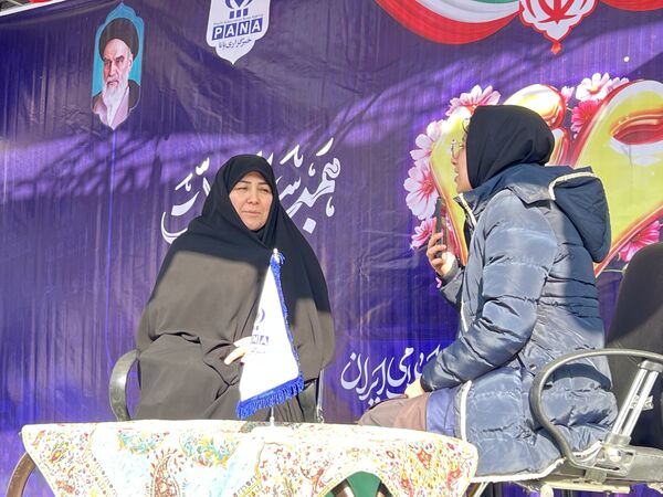 شور اسلامی در مسیر راهپیمایی تهران