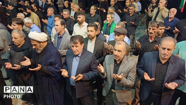 شکوه صدوبیست شب مقاومت مردم کوهدشت در میدان امام خمینی (ره)