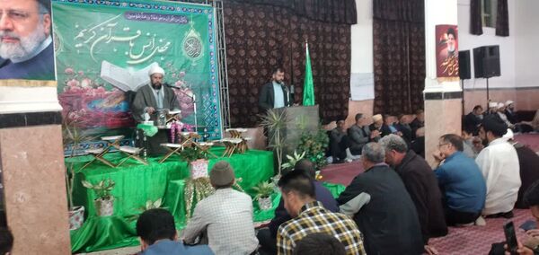 محفل انس با قرآن کریم در مسجد جامع تیتکانلو