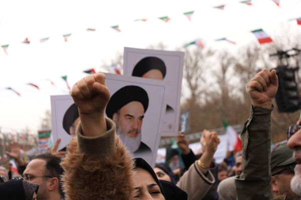 راهپیمایی ۲۲ بهمن در کرج 