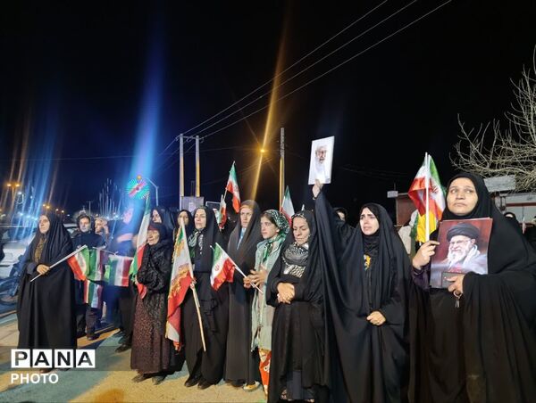 حضور گسترده فرهنگیان و دانش‌آموزان پیشتاز بیرانوند در چهل و سومین اجتماعات شبانه مردم