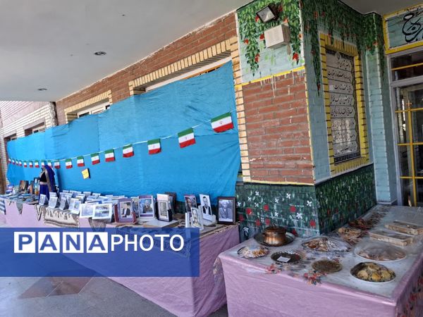 برگزاری ویژه‌ برنامه هفته فرهنگی در دبیرستان حضرت فاطمه‌زهرا(س) شهرستان فیروزکوه