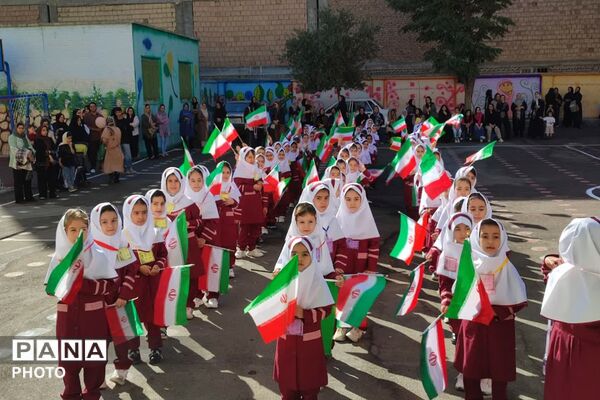زنگِ مهر در بهارستان دو؛ از فرشته‌ها تا شکوفه‌ها
