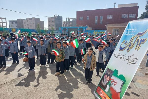 برگزاری صبحگاه‌ در کهریزک با برنامه‌های متنوع