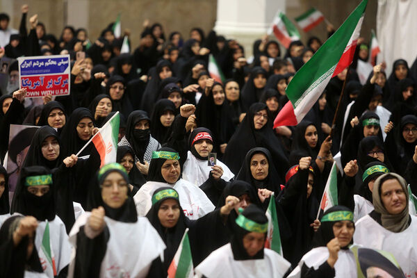 همایش بزرگ رهروان زینبی در قم
