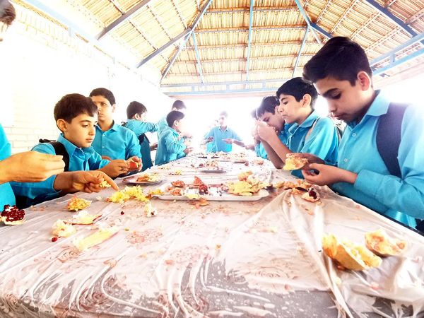جشن صد دانه یاقوت در دبیرستان لقمان حکیم اشکذر 