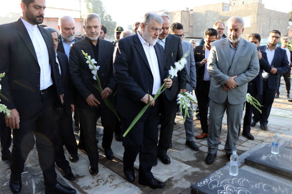 تجدید پیمان استاندار تهران با آرمان های شهدا