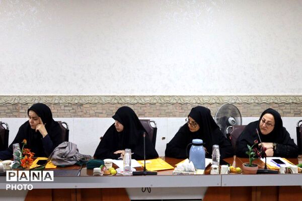 جلسه هماهنگی امتحانات نهایی در قرچک 