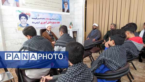 دیدار فرمانده واحدهای آموزشگاه‌های شهرستان خلیل‌آباد با امام جمعه