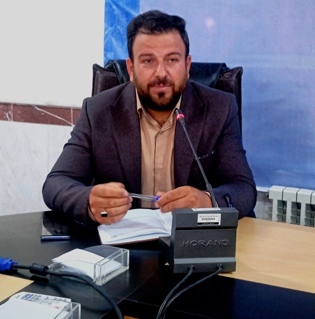 راویان خبر، چشم بینای جامعه و نسل خود هستند