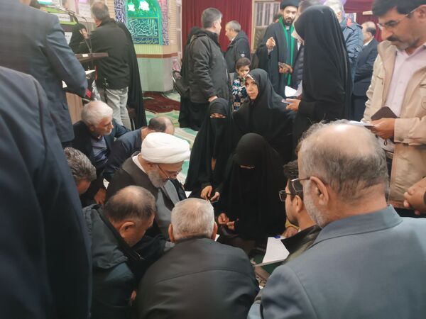 ملاقات مردمی  نماینده مردم مشهد و کلات در مجلس شورای اسلامی