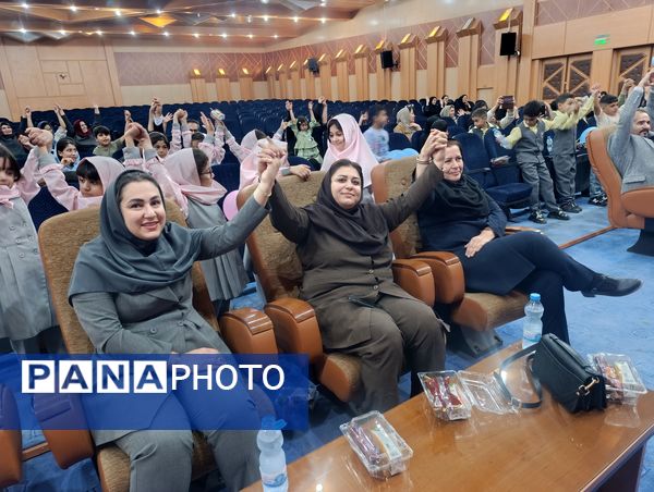 برگزاری جشن شکوفه ها در بجنورد