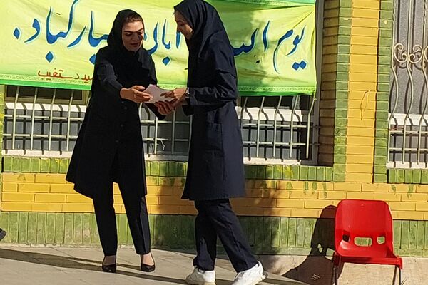 گرامیداشت روز دانش آموز در دبیرستان شهید محمد تقی دستغیب
