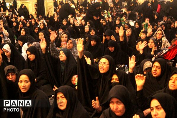 اجتماع شیرخوارگان حسینی در حرم مطهر رضوی