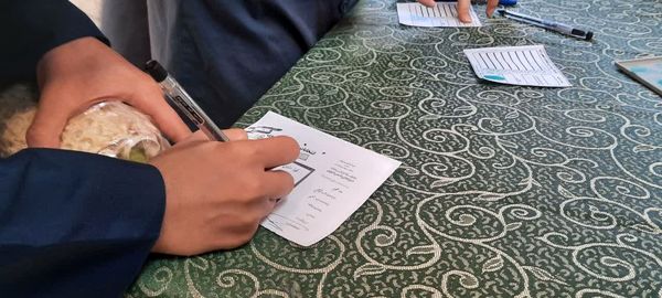 برگزاری انتخابات شورای دانش‌آموزی در دبیرستان شاهد طالقانی