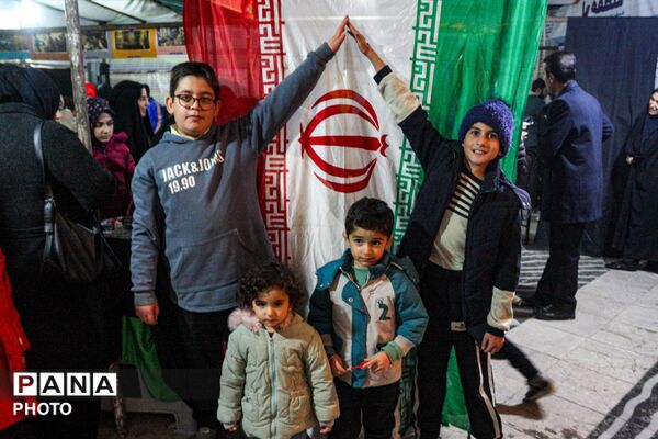 استقبال گسترده دانش‌آموزان زنجانی از موکب فرهنگی اداره کل آموزش و پرورش