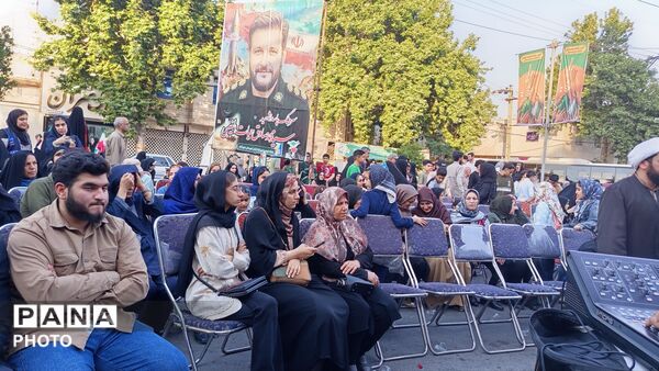 جشن غدیر در جایگاه بعثت خیابان انقلاب خرم‌ آباد