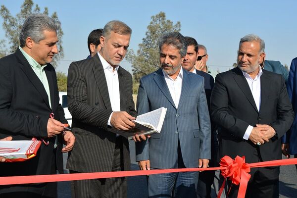 بهارستان روی ریل پیشرفت، افتتاح چندین طرح خدماتی و عمرانی
