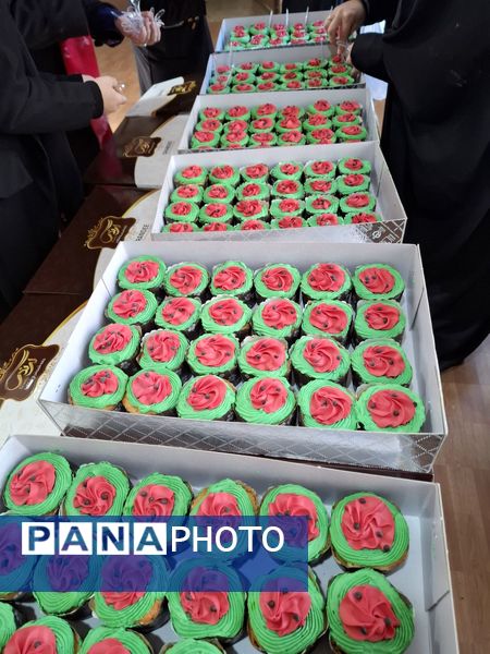 جشن یلدا ۱۴۰۴ در مدرسه ۱۷ شهریور شهرستان بجنورد 