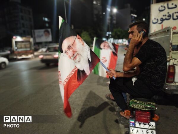 چایخانه و موکب مردمی  شهید سبحانی فر در  میدان آزادی شهرستان نیشابور 