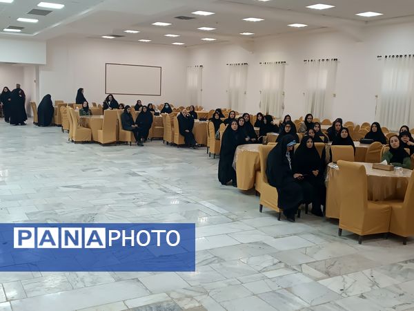 نشست اولیا و مربیان در شهرستان گناباد