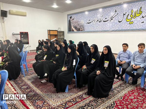  رقابت گروه‌های مدرسه‌ای برای صعود به مرحله استانی