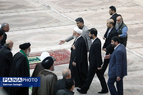 نماز جمعه تهران - ۱۲ بهمن