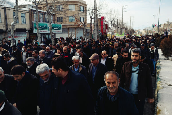 کامیاران در سالگرد پیروزی انقلاب غرق در شور و شکوه