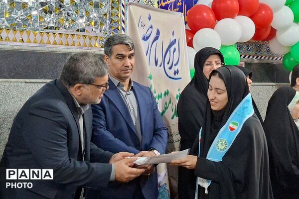 جشن آغاز هفته کرامت و روز دختر ویژه دختران در روستای ولی‌آباد قرچک 