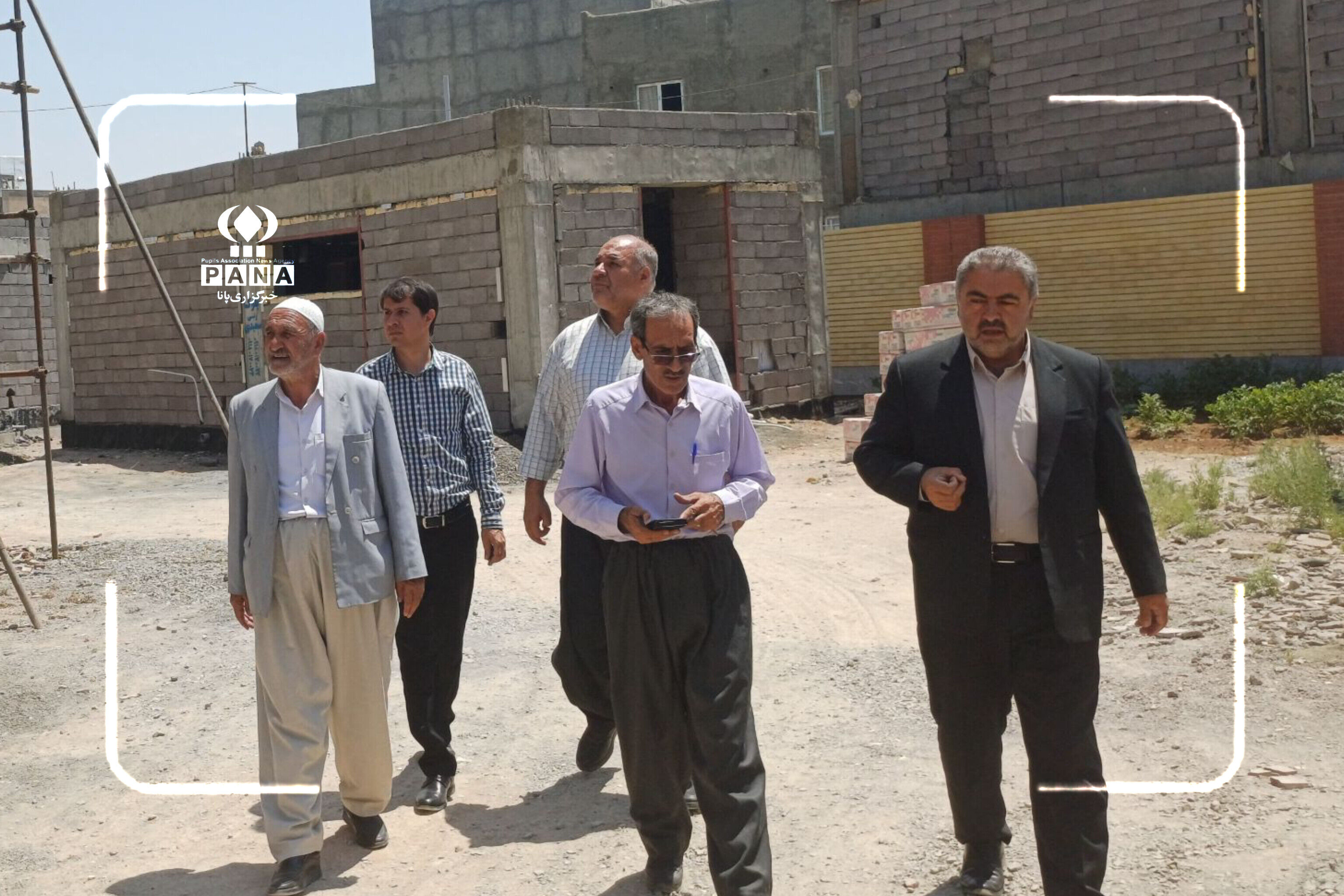 بازدید ویژه از پروژه ۱۶ کلاسه شهرک بهاران دهگلان با تأکید بر تسریع ساخت مدارس