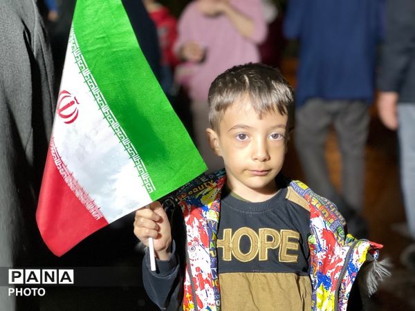 حضور کودکان در تجمعات مردمی