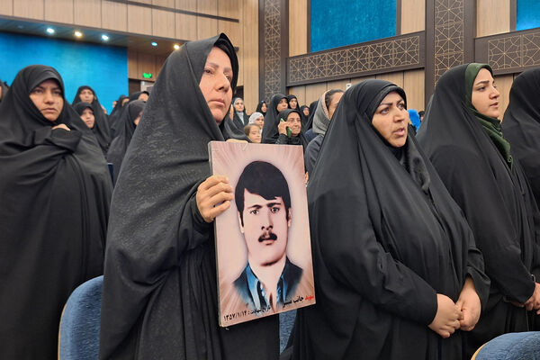 برگزاری همایش جنگ کوتاه ، پیام بلند