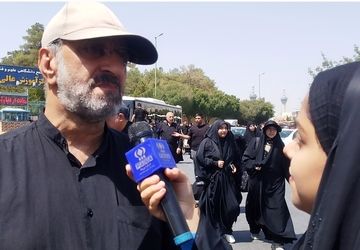 در پیاده روی جاماندگان اربعین عشق به اهل بیت علیه السلام و عشق به میهن را مشاهده کردم