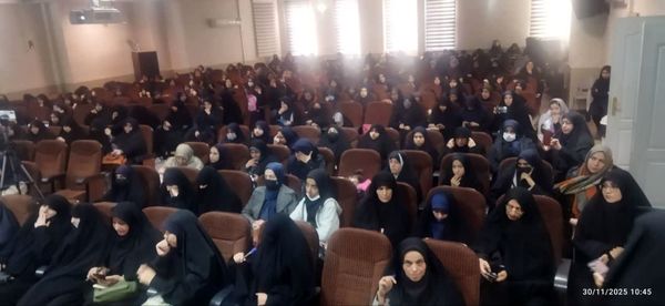  کارگاه توجیهی مسابقات قرآن، عترت و نماز ویژه برترین های دختر مدارس ناحیه 4