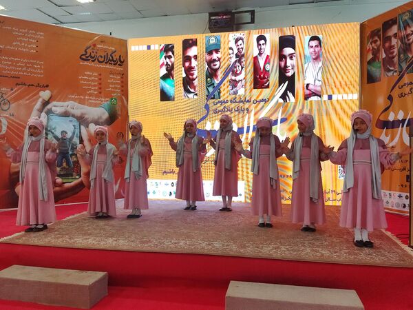 نمایشگاه یاریگران زندگی، فرصت خوبی برای  ترویج نهضت فرهنگی و اجتماعی