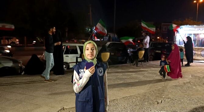 نقاشی‌های رنگین کودکان در موکب مارکار یزد