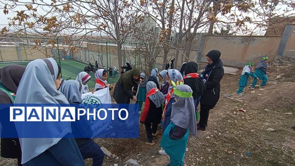 درختکاری در دبستان شهید ذکاوتی مایوان