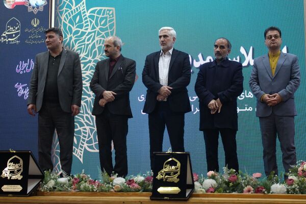 سومین جلسه دوره آموزشی مدیران دبیرستان های نمونه دولتی و شبانه‌روزی استان خراسان رضوی