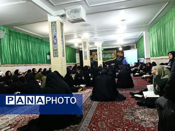 برگزاری مراسم شب قدر در حسینیه بیت الرباب قیامدشت ری 